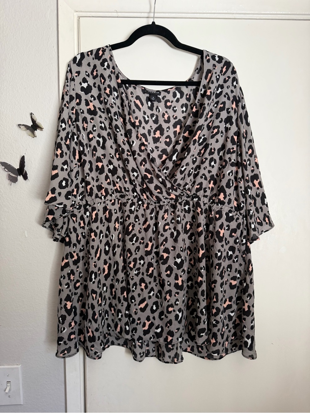 torrid Gray Leopard Print Blouse with Pink Accents